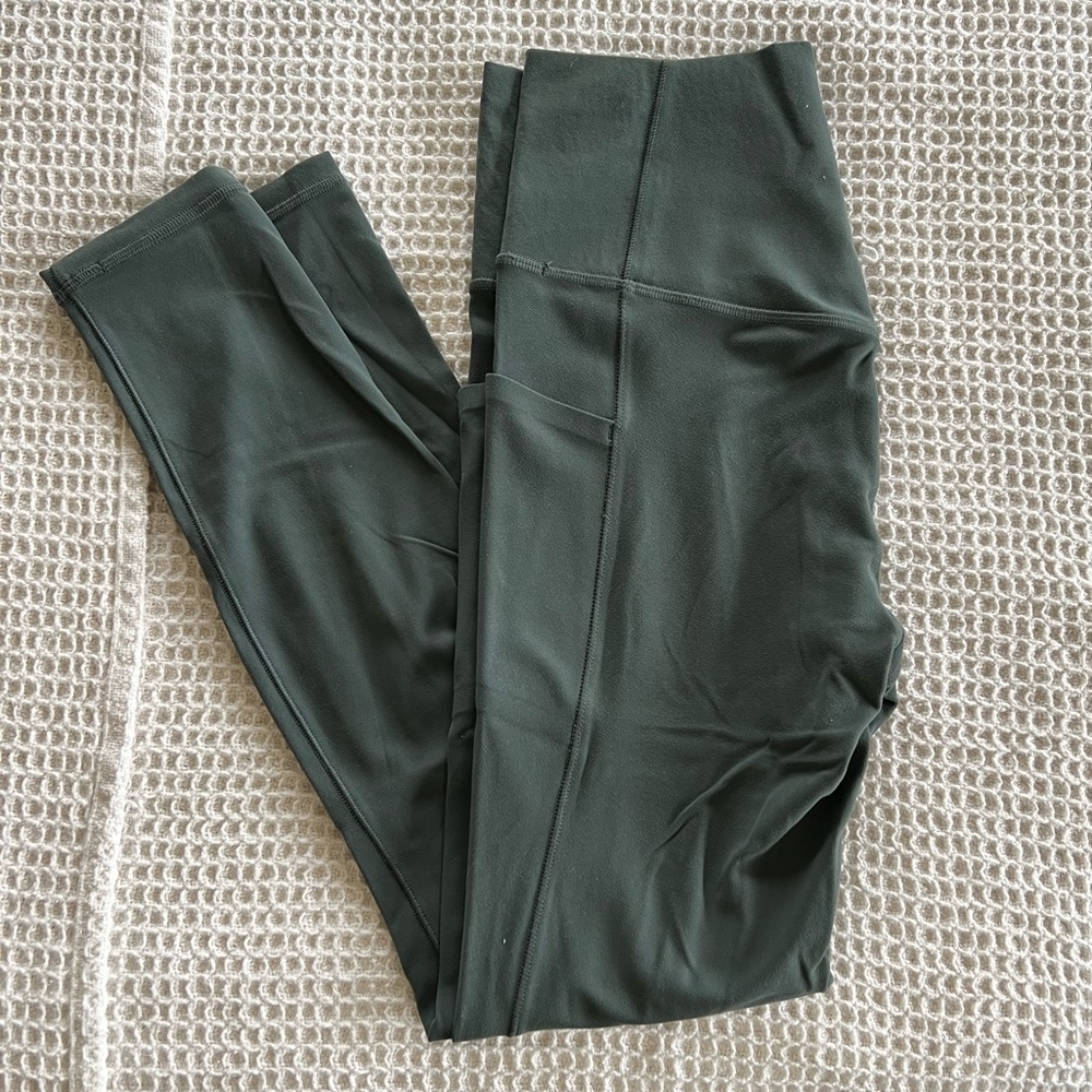 Athleta Salutation Stash Pocket II Tight